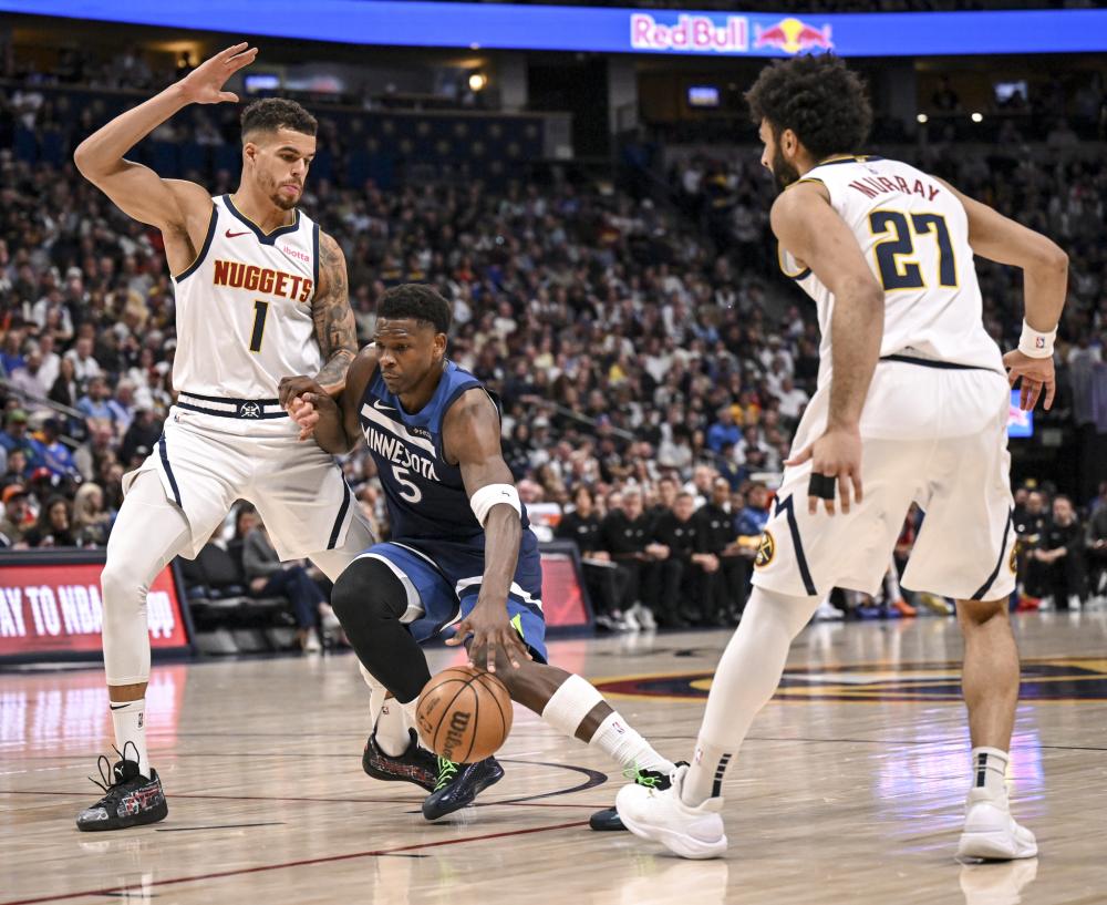 尽管面临强 尽管面临强