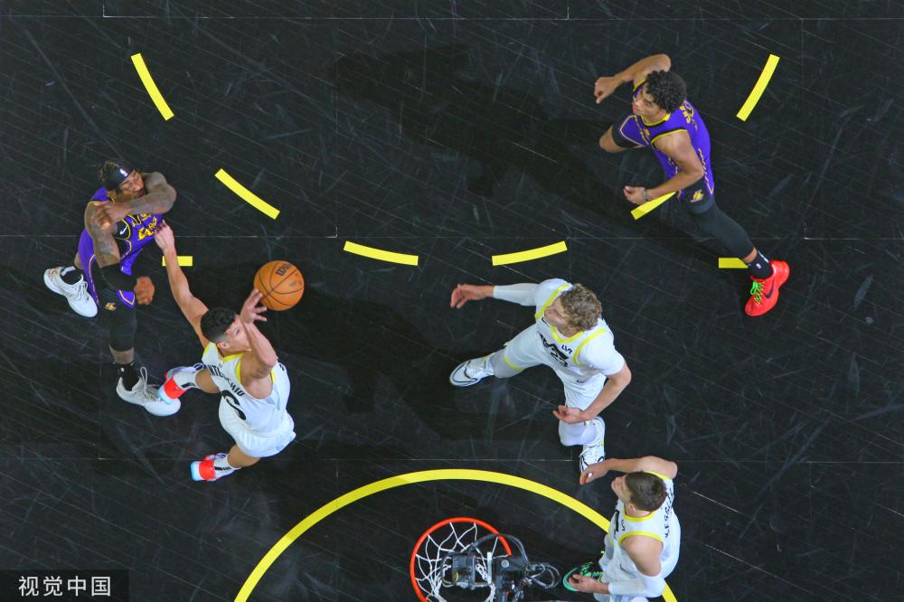 某种程度上 某种程度上